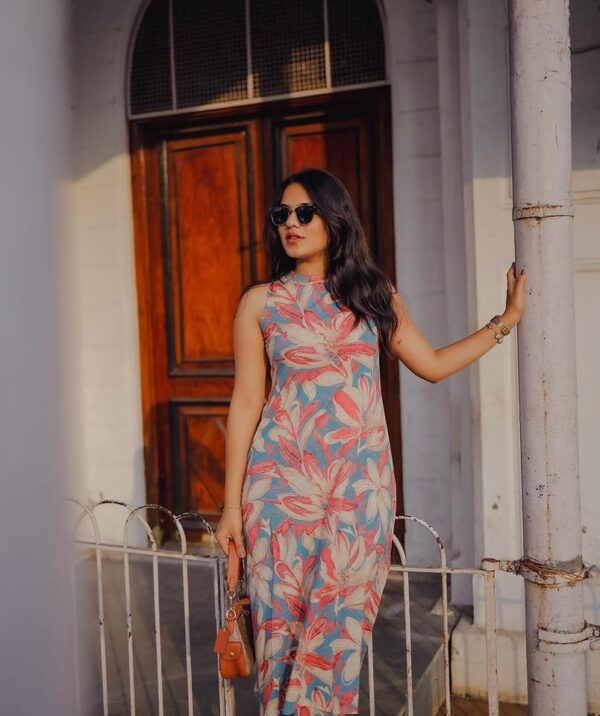 Women's Rayon Blend Straight Printed Kurta with Pant (VCM Blue_XXL_Blue_XX-Large) at Shopsyday.com - Image 4